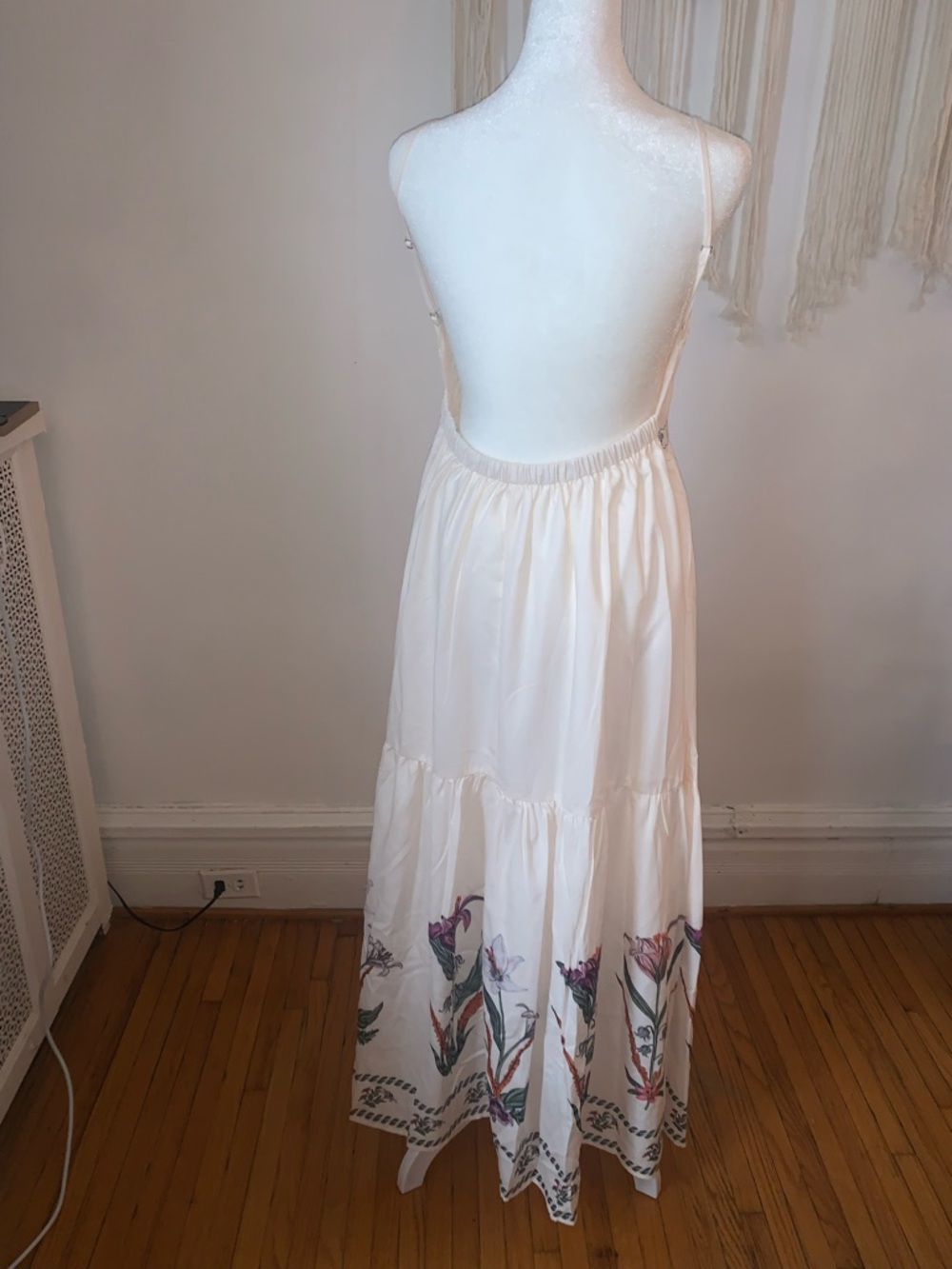 Commense Cream Maxi Dress with Floral Embroidery - Picture 11 of 12